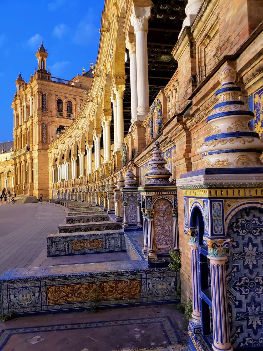 Vertical view of Plaza de Espana