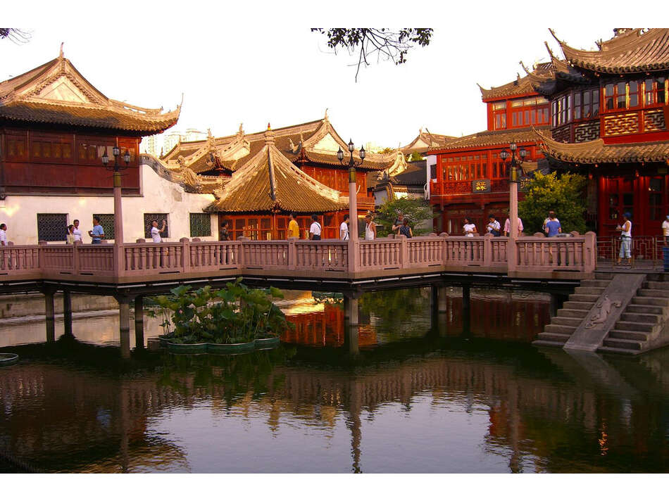 Sunset view of Yu Gardens, Shanghai