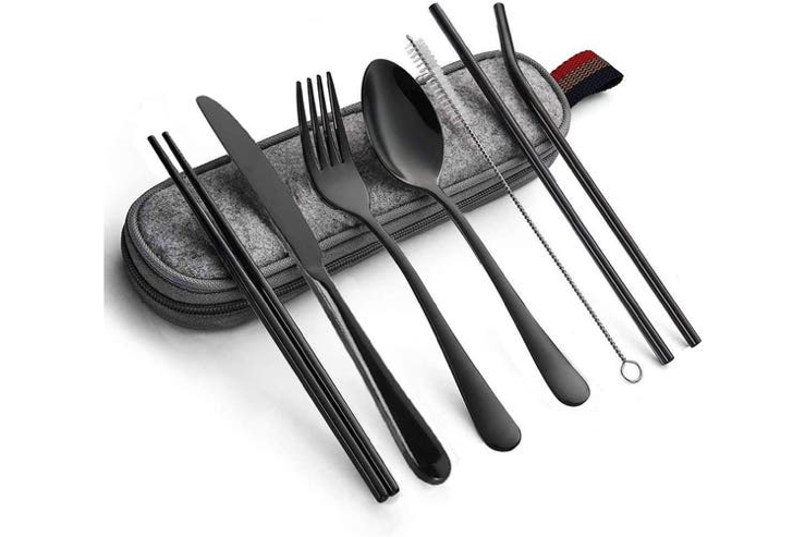 Portable cutlery set